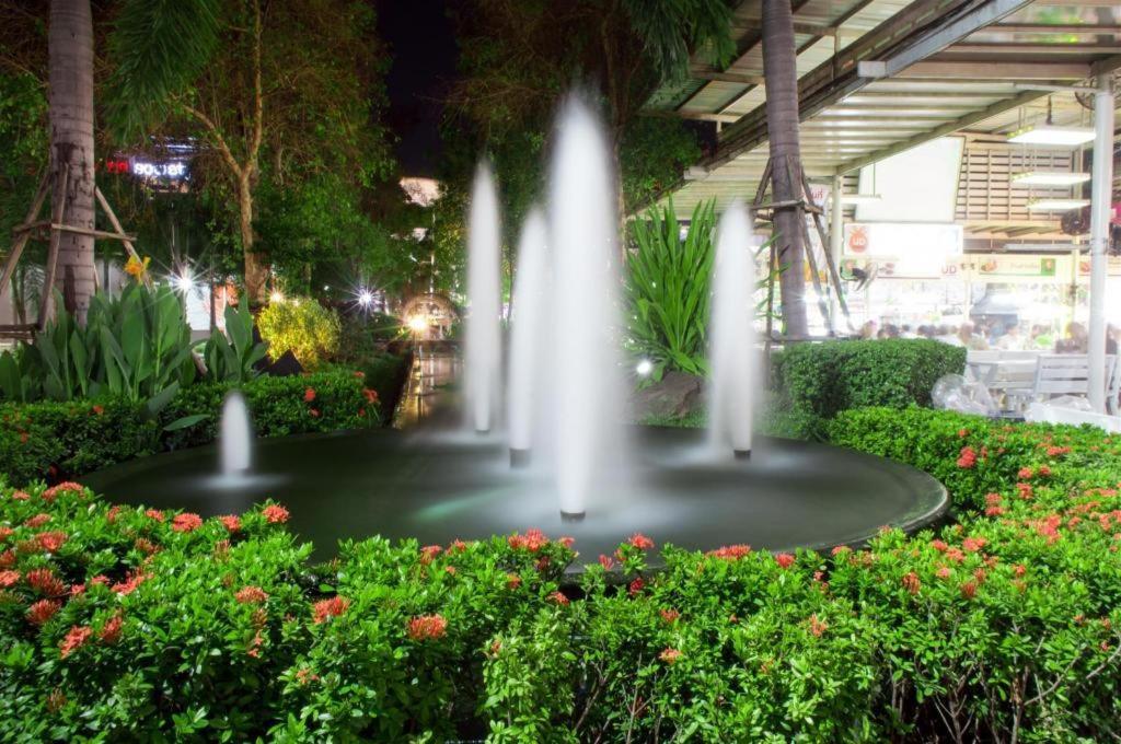 Thanburi Hotel Udonthani Kültér fotó