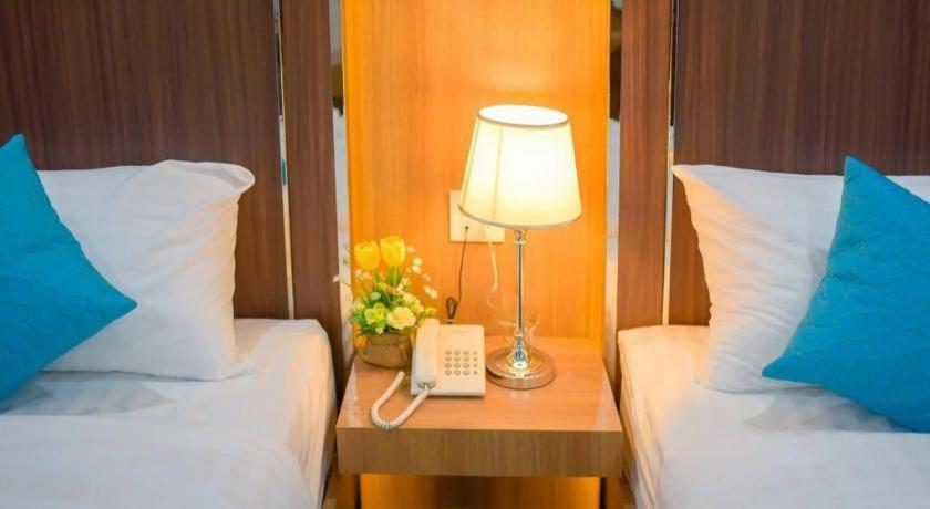 Thanburi Hotel Udonthani Kültér fotó