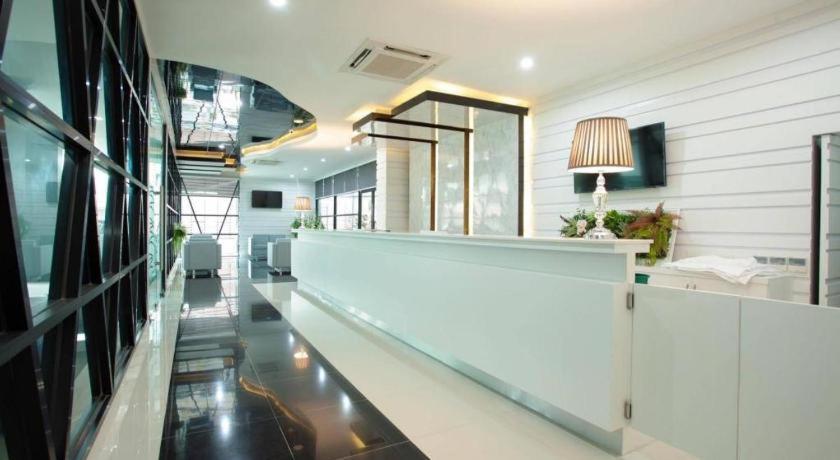 Thanburi Hotel Udonthani Kültér fotó
