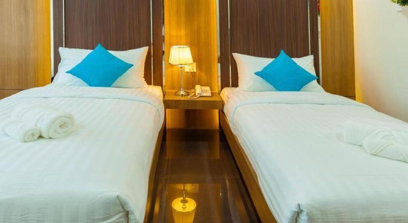 Thanburi Hotel Udonthani Kültér fotó