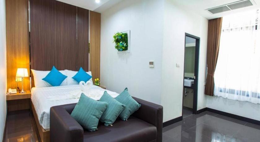 Thanburi Hotel Udonthani Kültér fotó