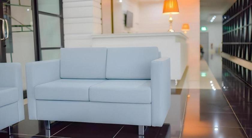 Thanburi Hotel Udonthani Kültér fotó