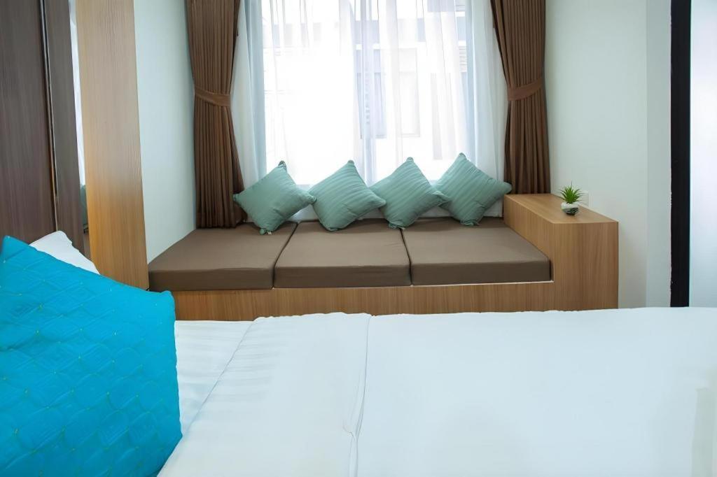 Thanburi Hotel Udonthani Kültér fotó