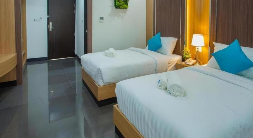 Thanburi Hotel Udonthani Kültér fotó