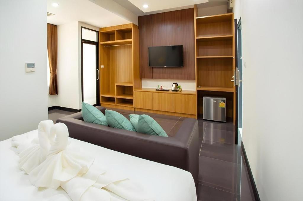 Thanburi Hotel Udonthani Kültér fotó