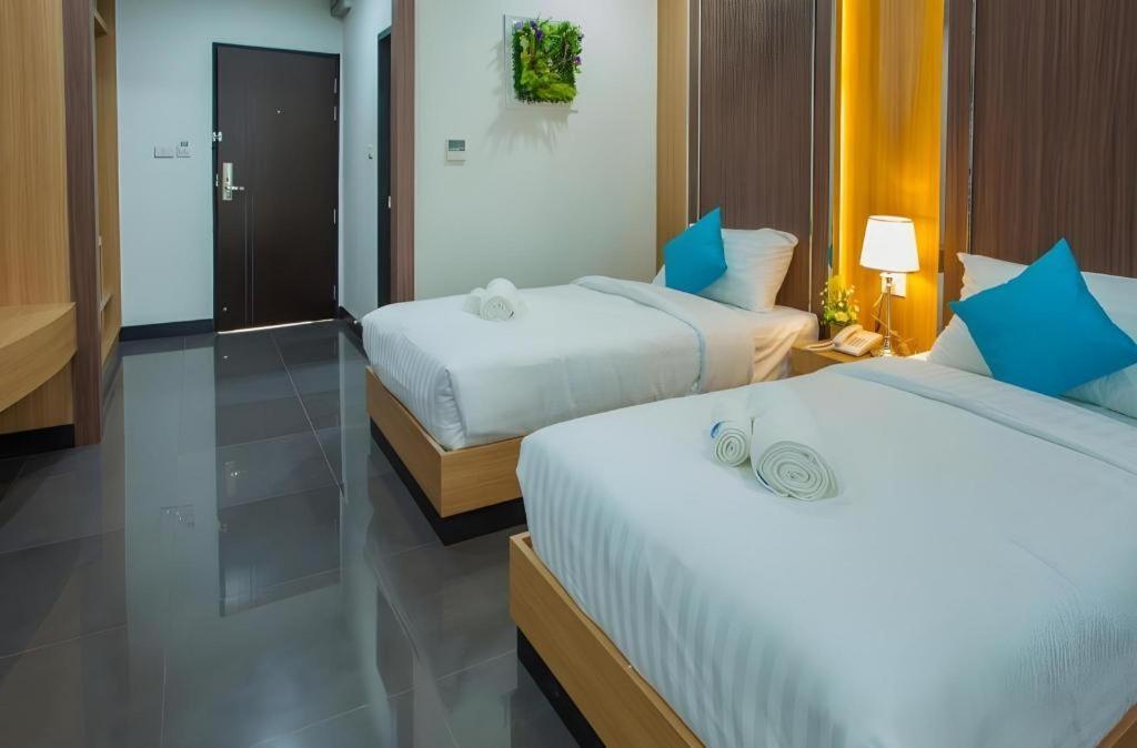 Thanburi Hotel Udonthani Kültér fotó